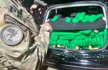 PRF apreende adolescente com quase meia tonelada de maconha